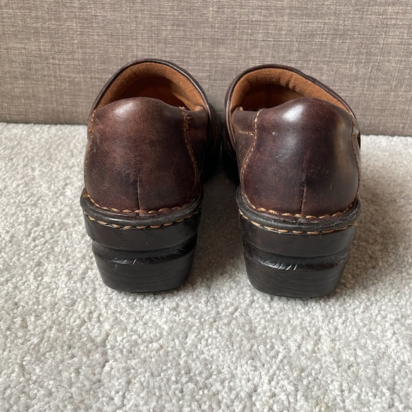 WOMEN'S BOC PEGGY CLOGS - Picture 7 of 8